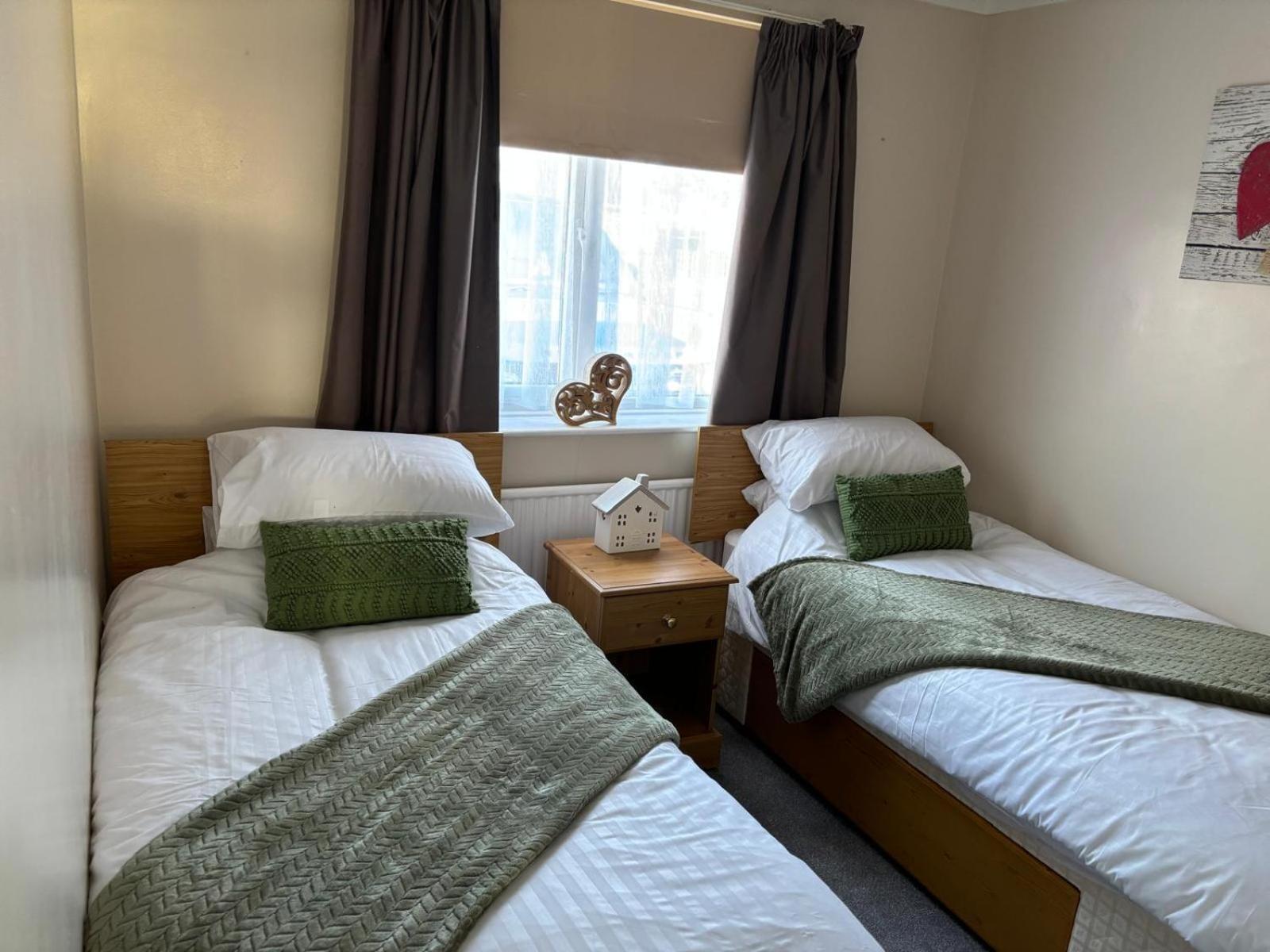 Bungalow-2Bed-1Bath-Petfriendly-Parking Скегнес Екстериор снимка