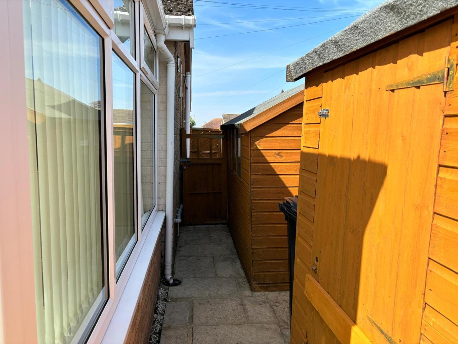Bungalow-2Bed-1Bath-Petfriendly-Parking Скегнес Екстериор снимка